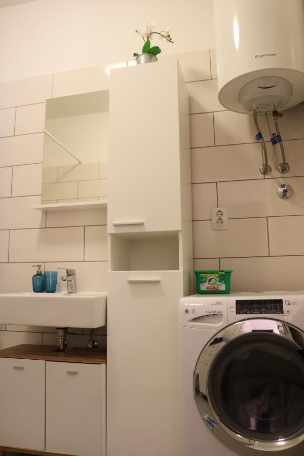 Apartment D&E Punat - Free Parking And Wi-Fi Exterior foto