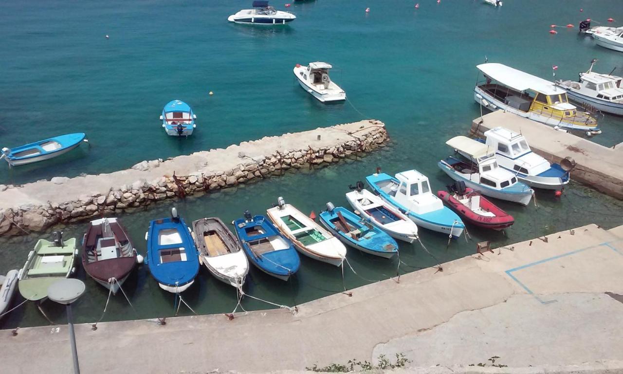 Apartment D&E Punat - Free Parking And Wi-Fi Exterior foto
