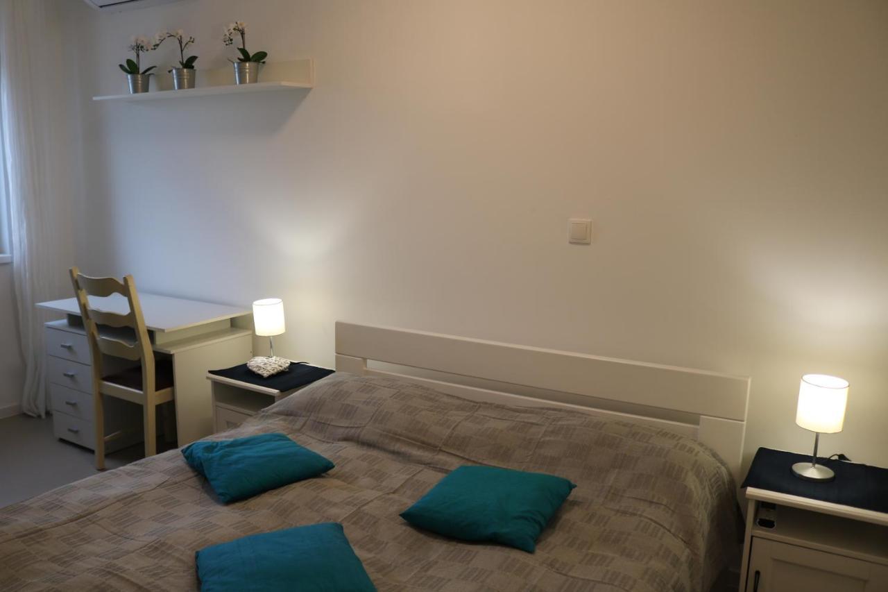 Apartment D&E Punat - Free Parking And Wi-Fi Exterior foto